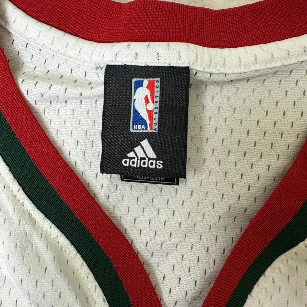 Original Adidas Authentic Milwaukee Bucks Home White Blank Jersey XXL